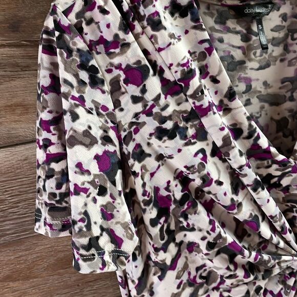 DAISY FUENTES Womens Ruched Bodice Dress Blouse Short Sleeves Size Small - Picture 6 of 8